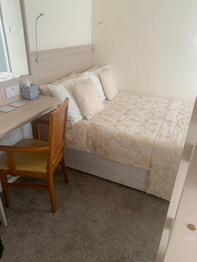The Stafford Bed & Breakfast Blackpool